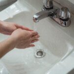 Los artefactos de plomería 4 Lavabo o lavamanos